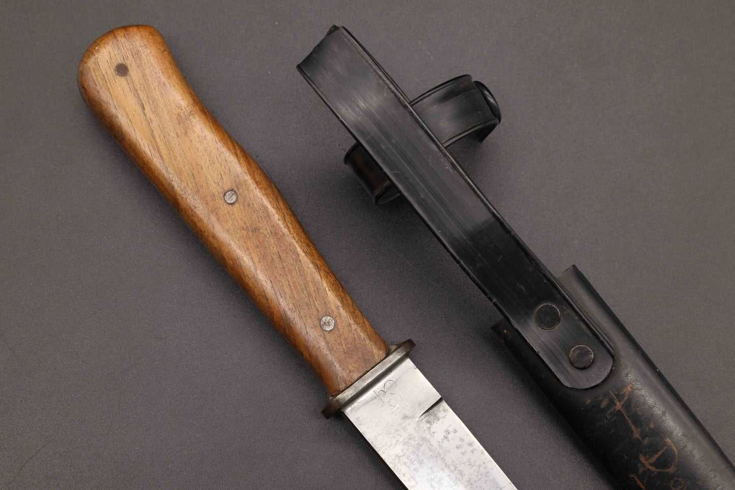 Early M42 Trench Knife by Eickhorn