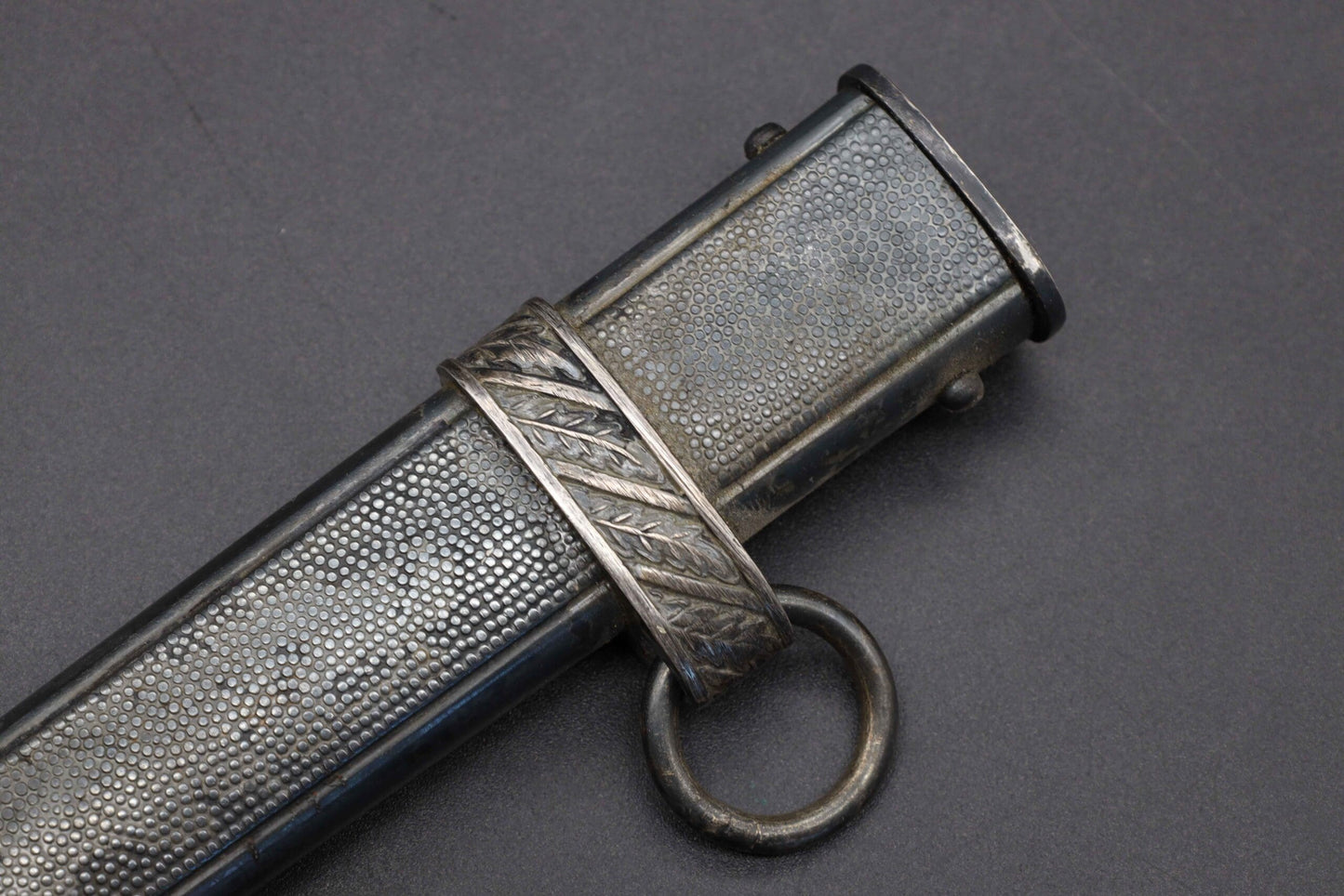 Mint 2nd Model Luftwaffe Dagger by E. Pack
