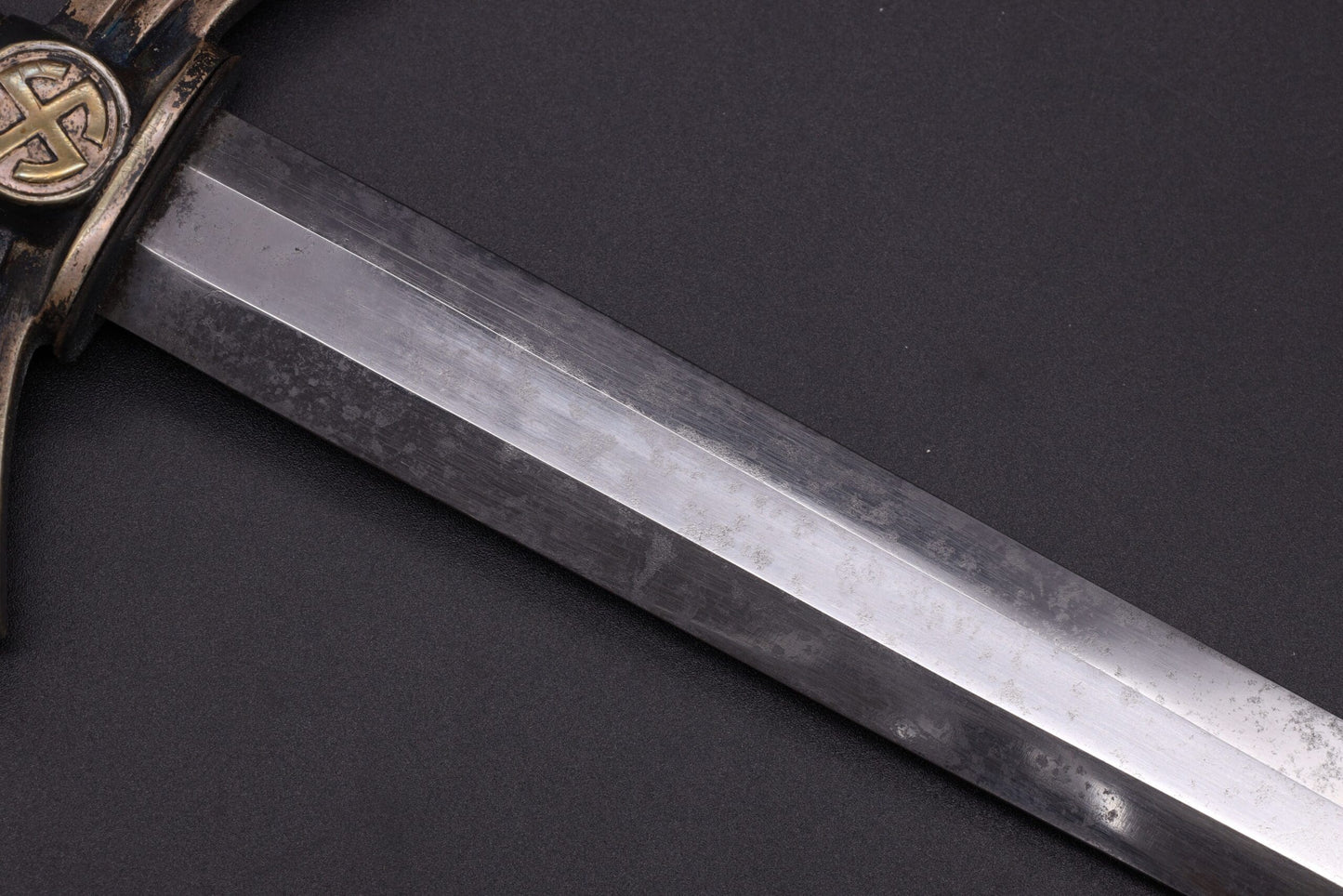 Early 1st model Luftwaffe dagger by Eickhorn