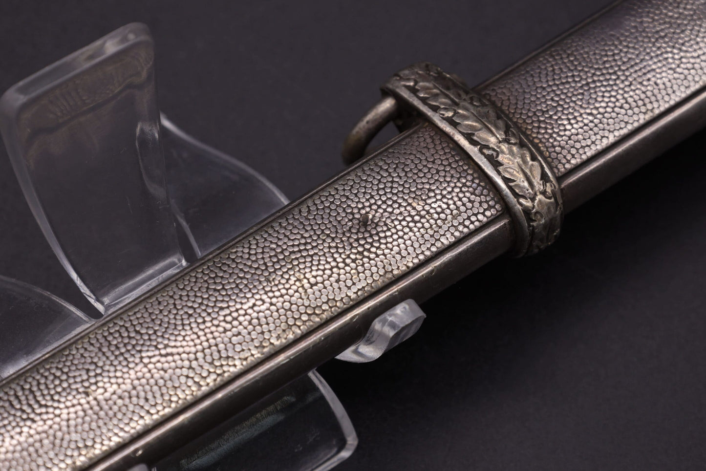 Slender grip Army dagger by WKC