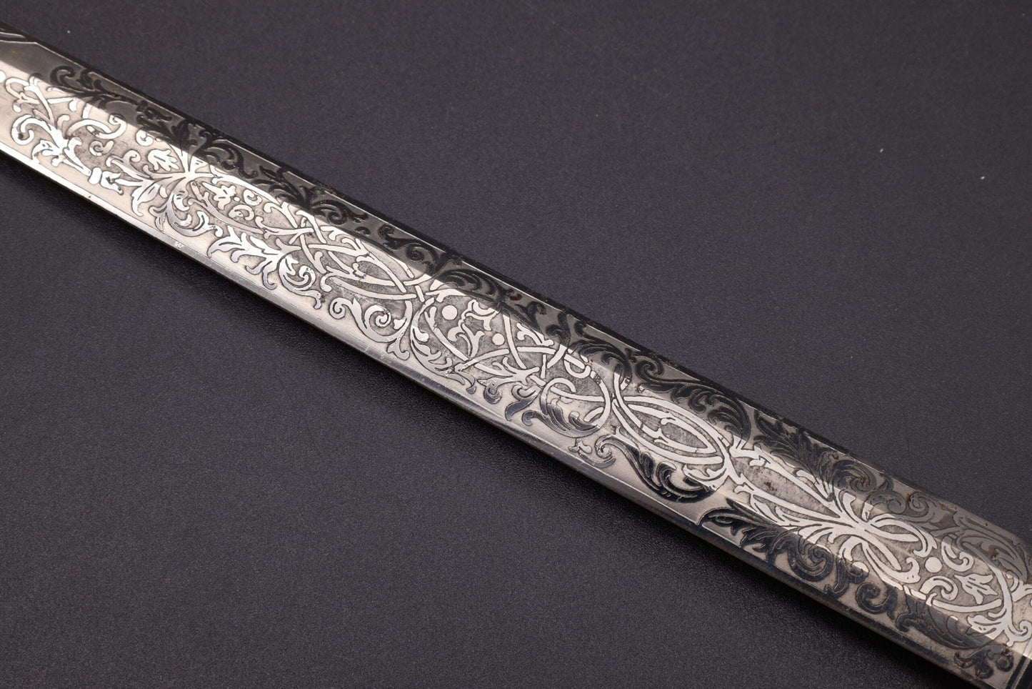 Generic Etched Army dagger