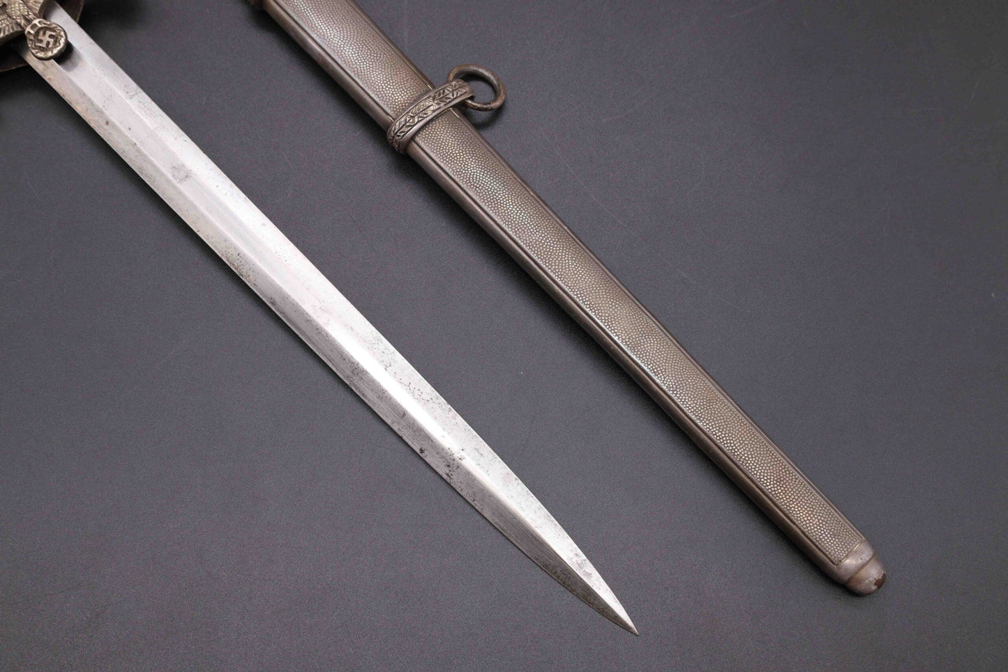 1st Type Slender Grip Army Dagger by E. Pack