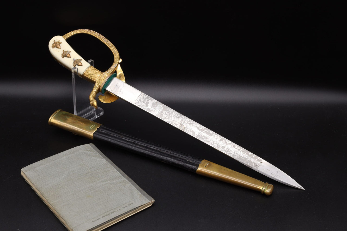 Army Forestry Dagger with Matching Wehrpass and Photo