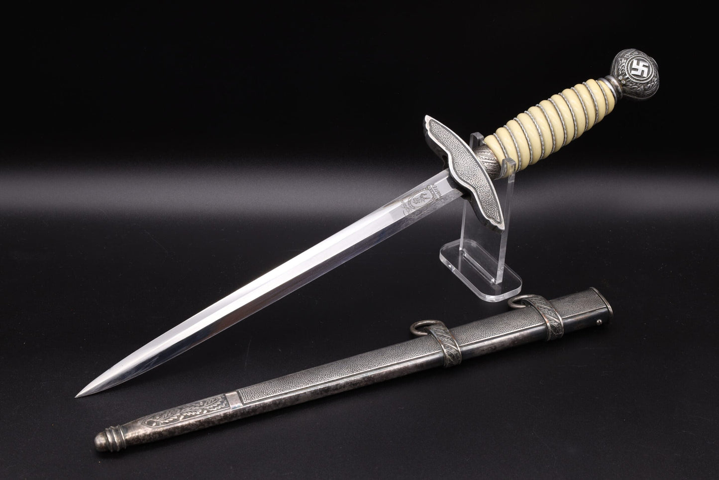 2nd Model Luftwaffe Dagger by Siegfried Ernst Pack