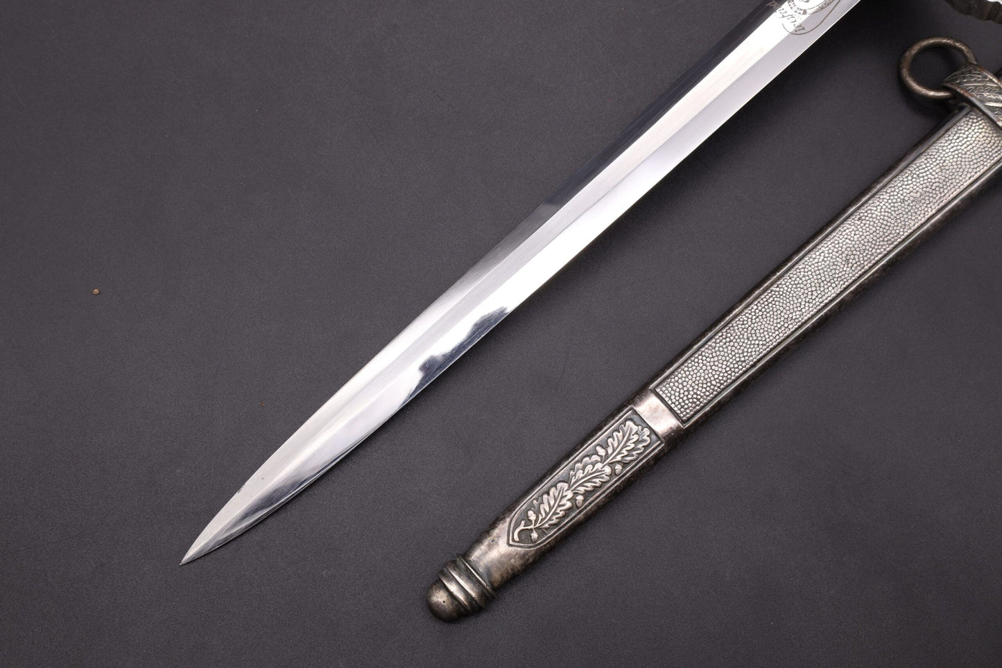 2nd Model Luftwaffe Dagger by Siegfried Ernst Pack