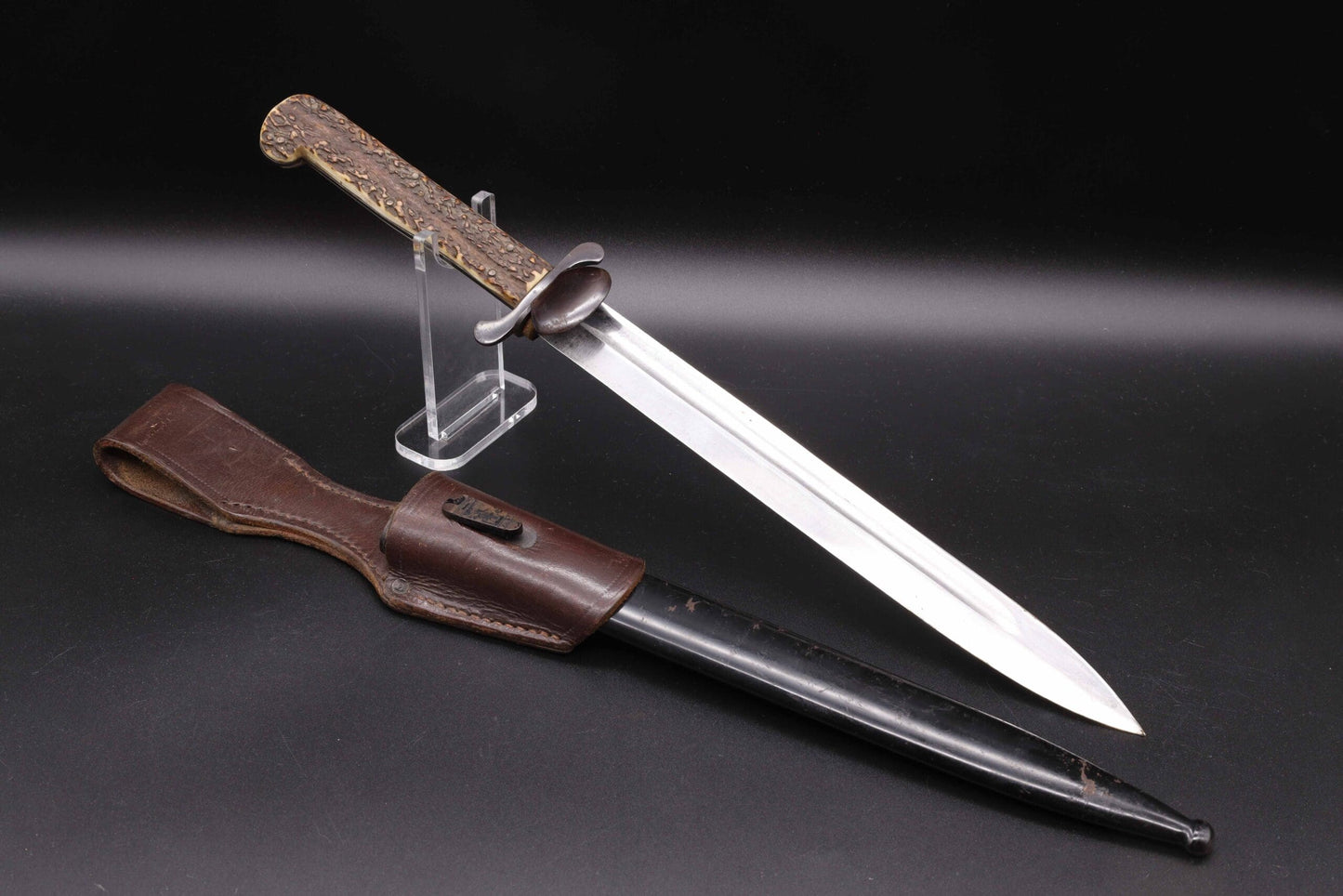 Bayonet-Style Hunting Knife