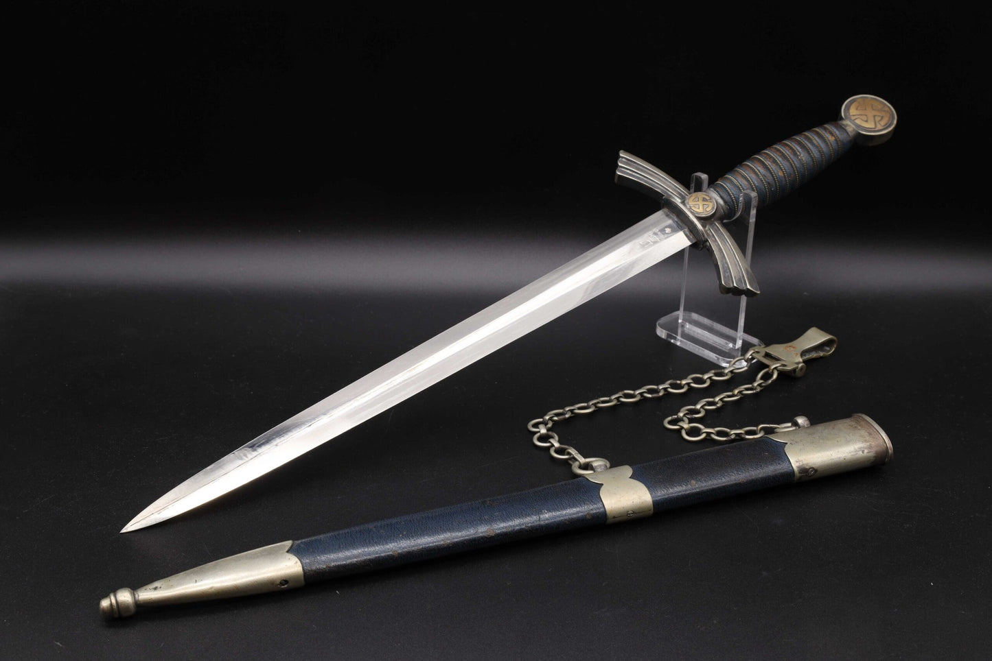 Heavy Nickel 1st model Luftwaffe dagger by SMF