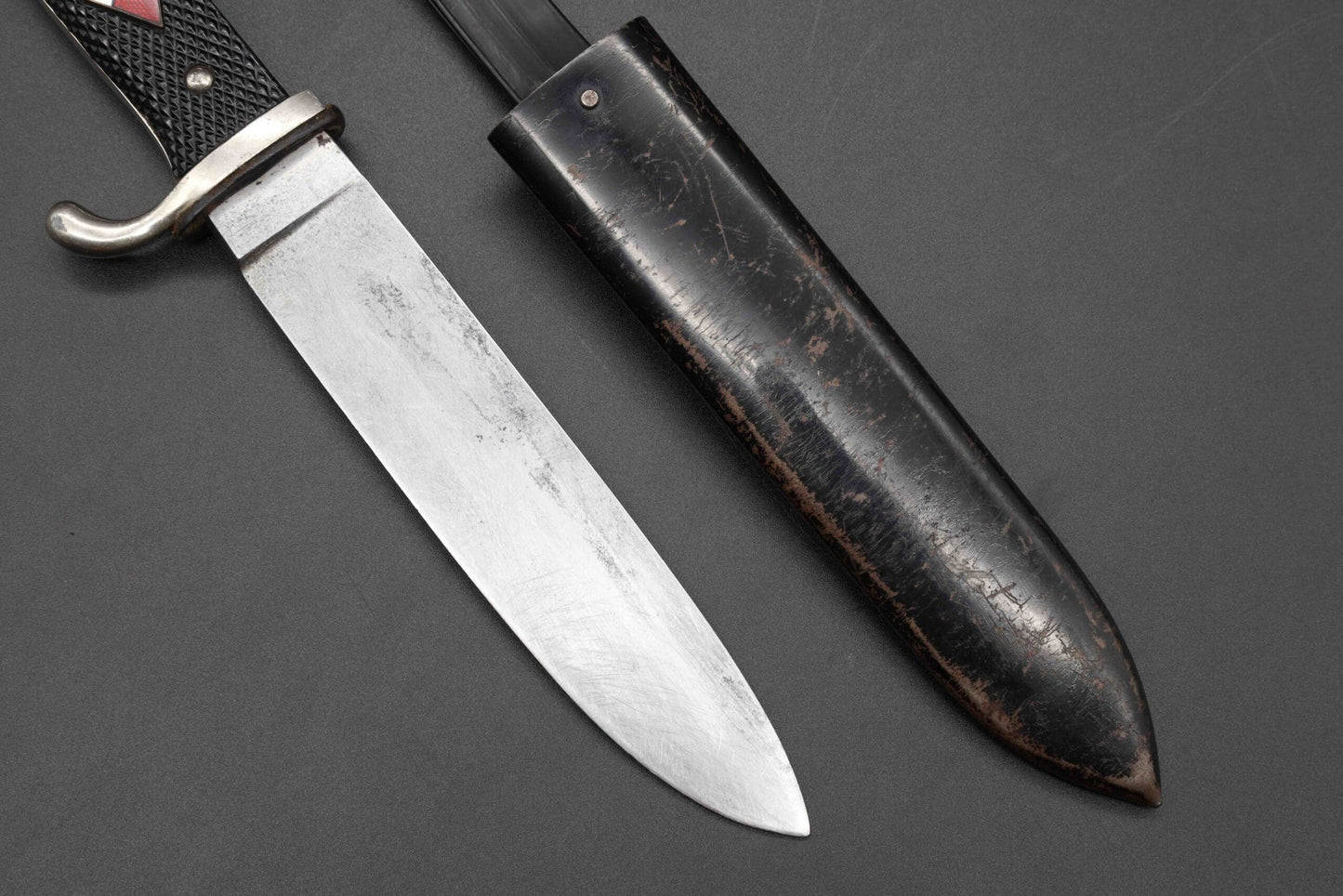 HJ knife with plastic belt loop by WKC – M7/42