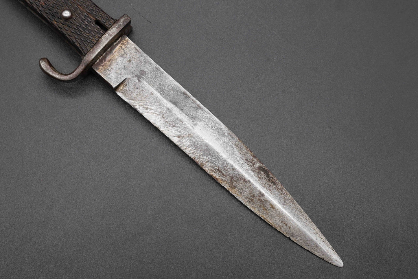 WW1 Angled Grip Combat/Trench Knife