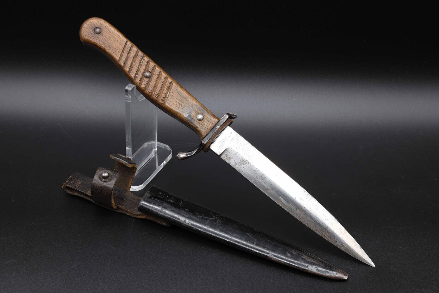 WW1 Combat/Trench Knife by ERN – Wald