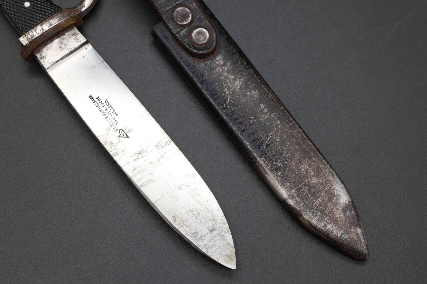 Transitional HJ Knife by Gottlieb Hammesfahr