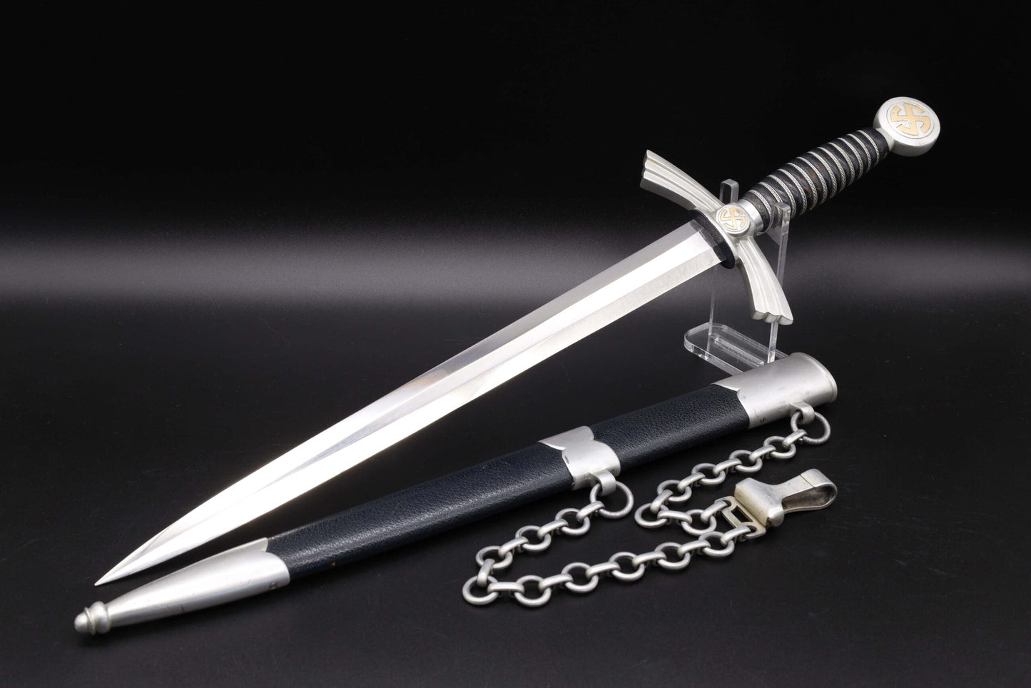 1st Model Luftwaffe Dagger by Eickhorn