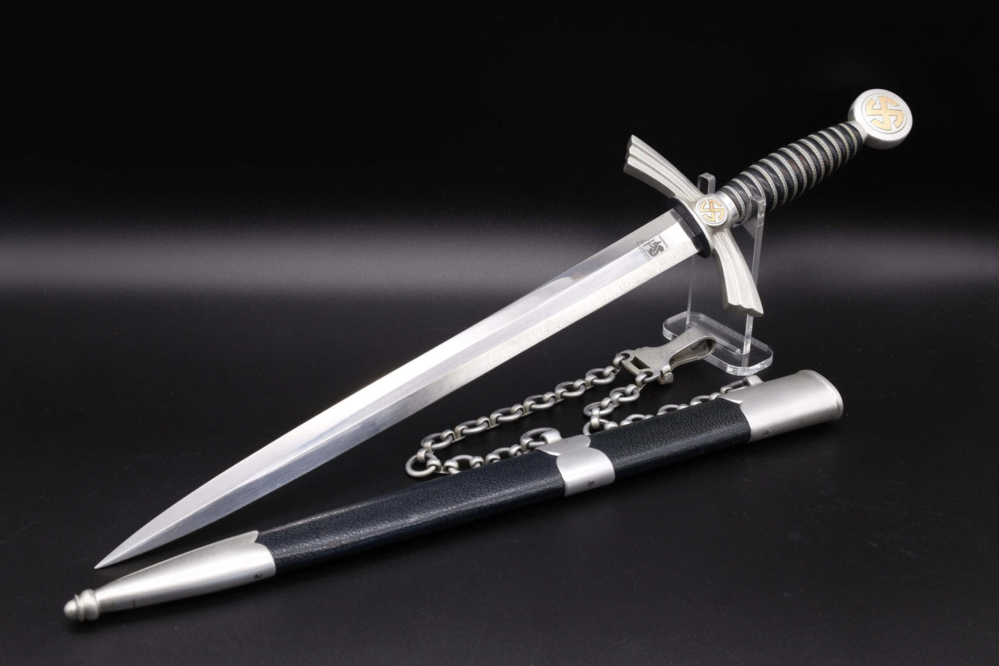 1st Model Luftwaffe Dagger by Eickhorn