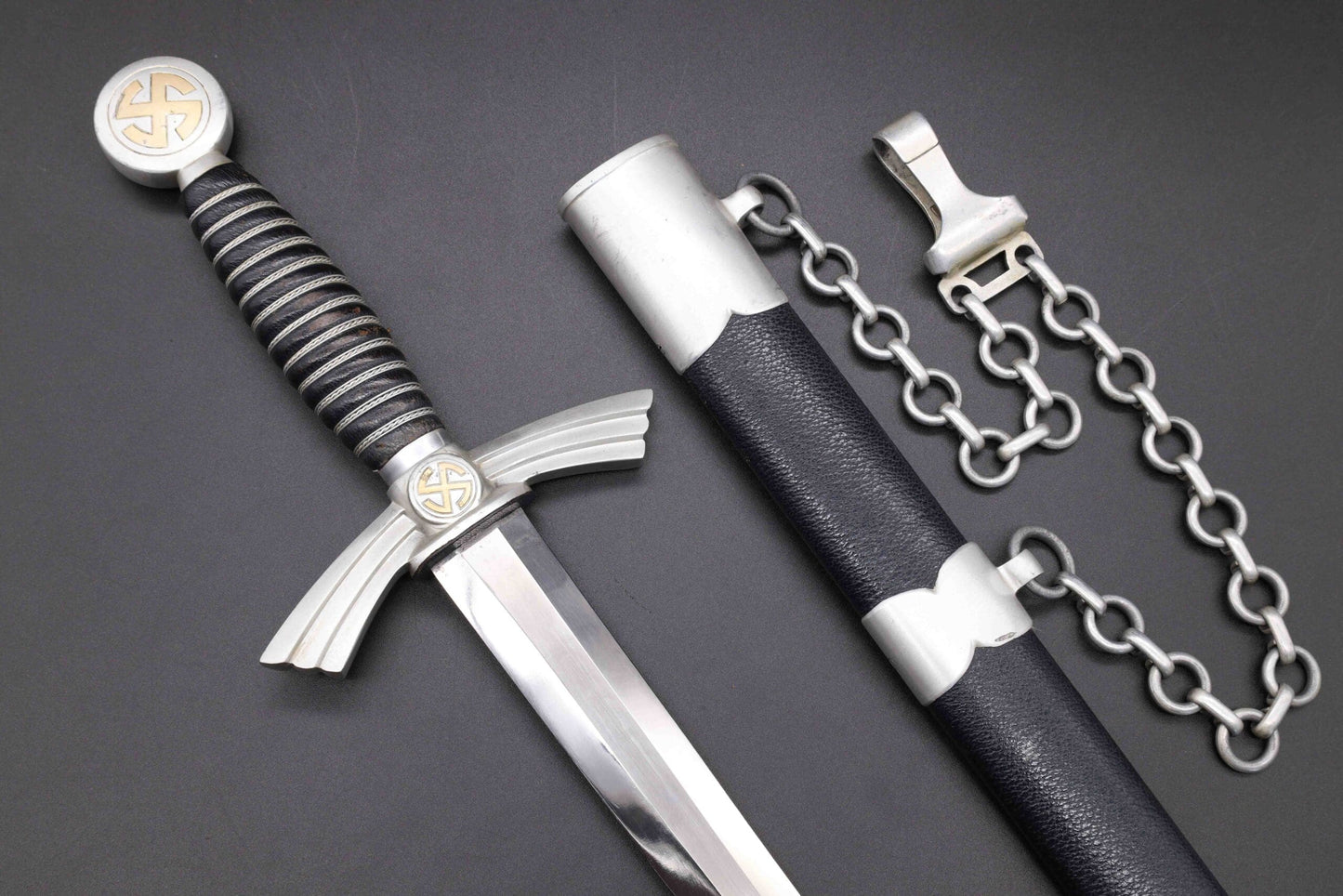 1st Model Luftwaffe Dagger by Eickhorn