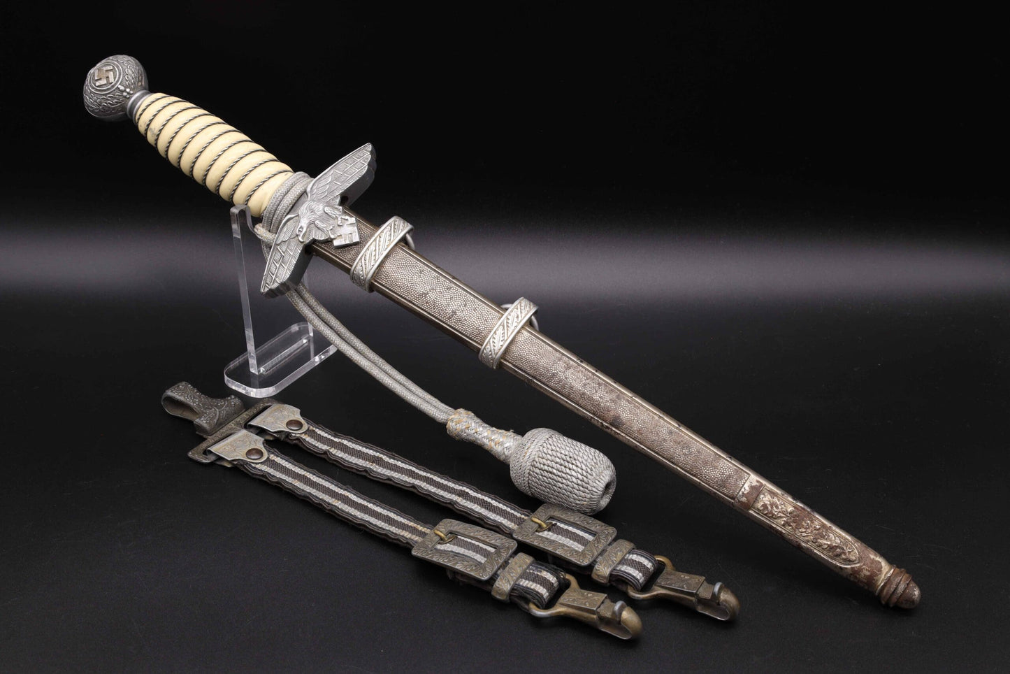 2nd Model Luftwaffe Dagger with Hanger and Portepee by SMF