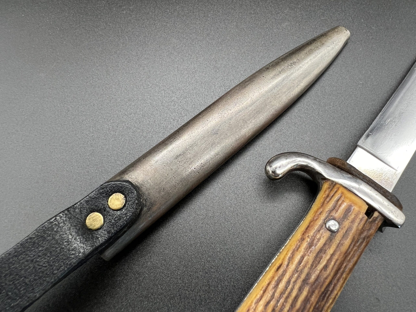 WW1 combat knife by WKC