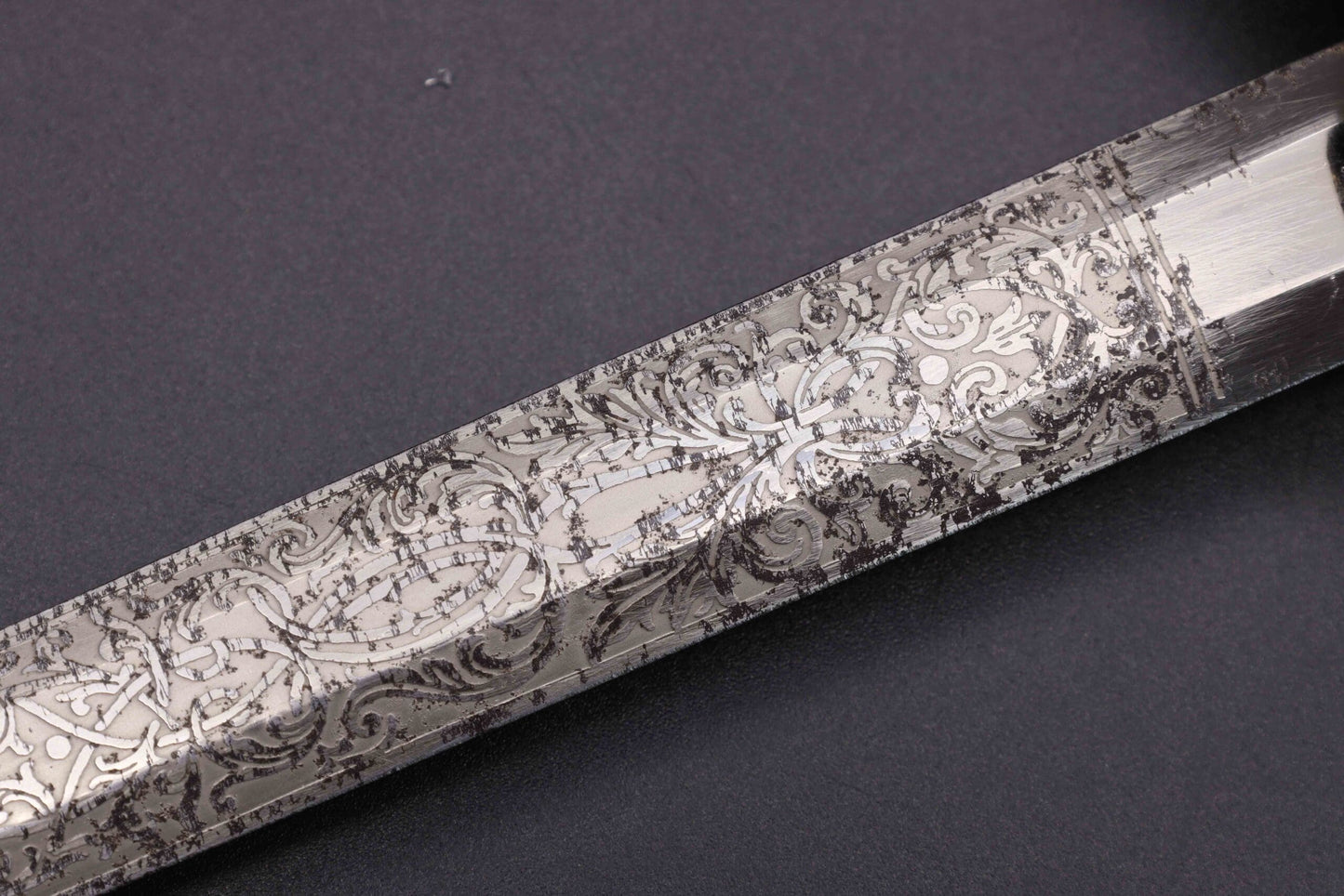 Etched Army Officers Dagger