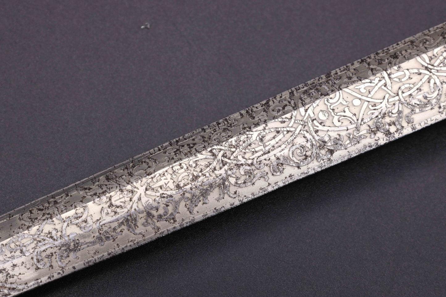 Etched Army Officers Dagger