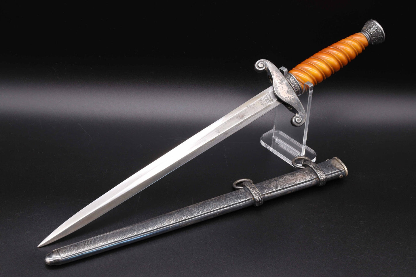 Army Officers Dagger by Alcoso