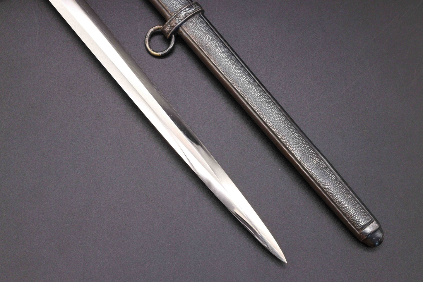 Early Army dagger by Rob Klaas