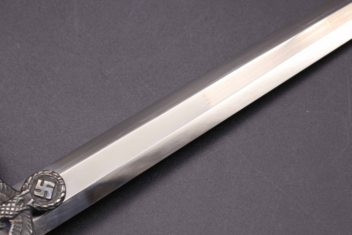 Early Army dagger by Rob Klaas