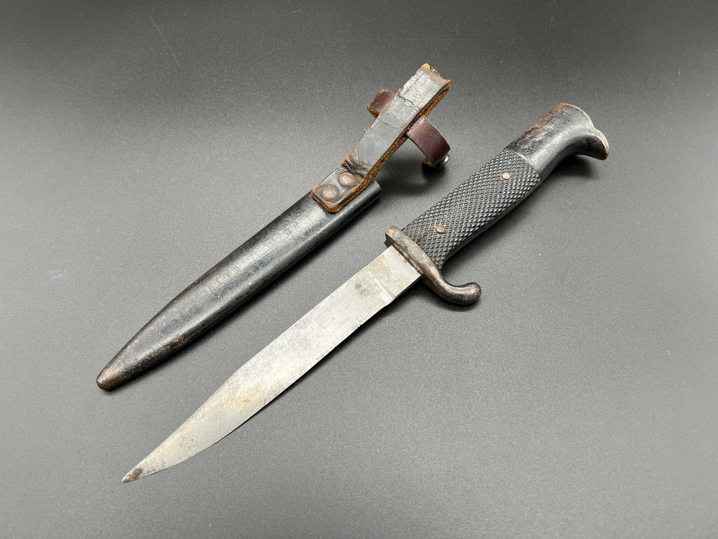 WW1 combat knife by WKC