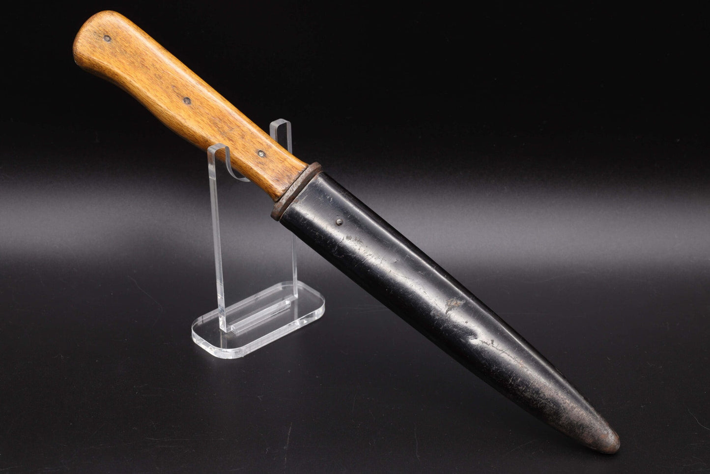 M42 Trench knife made by F.W. Höller