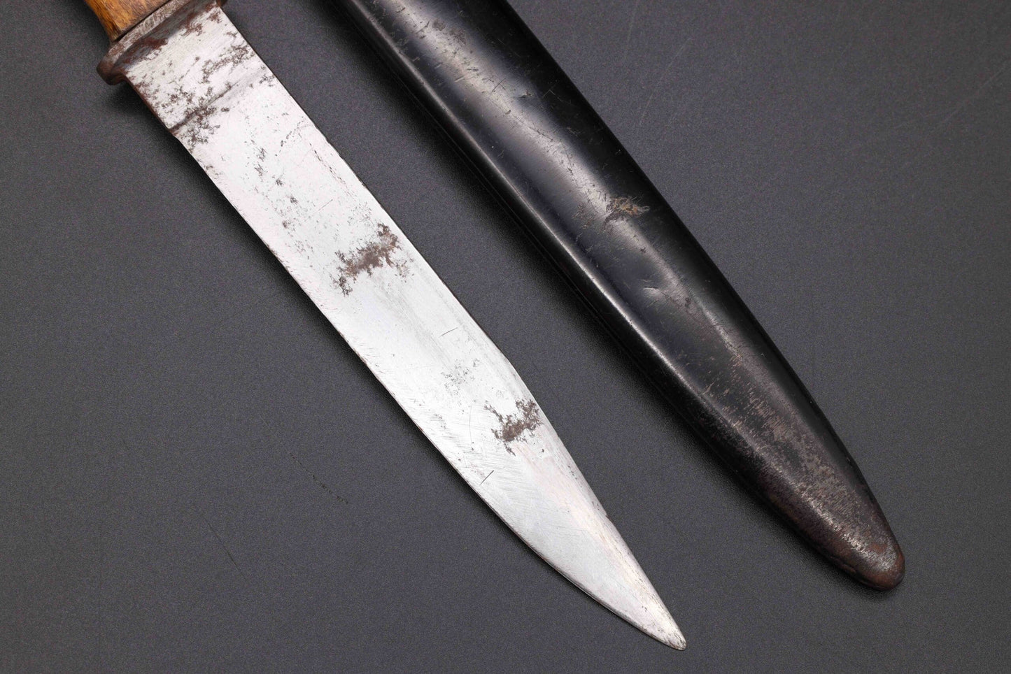 M42 Trench knife made by F.W. Höller