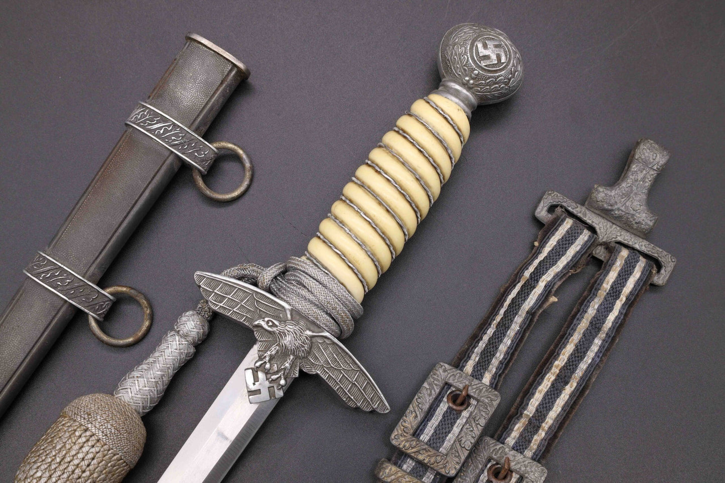 Complete M37 Luftwaffe Dagger by Höller