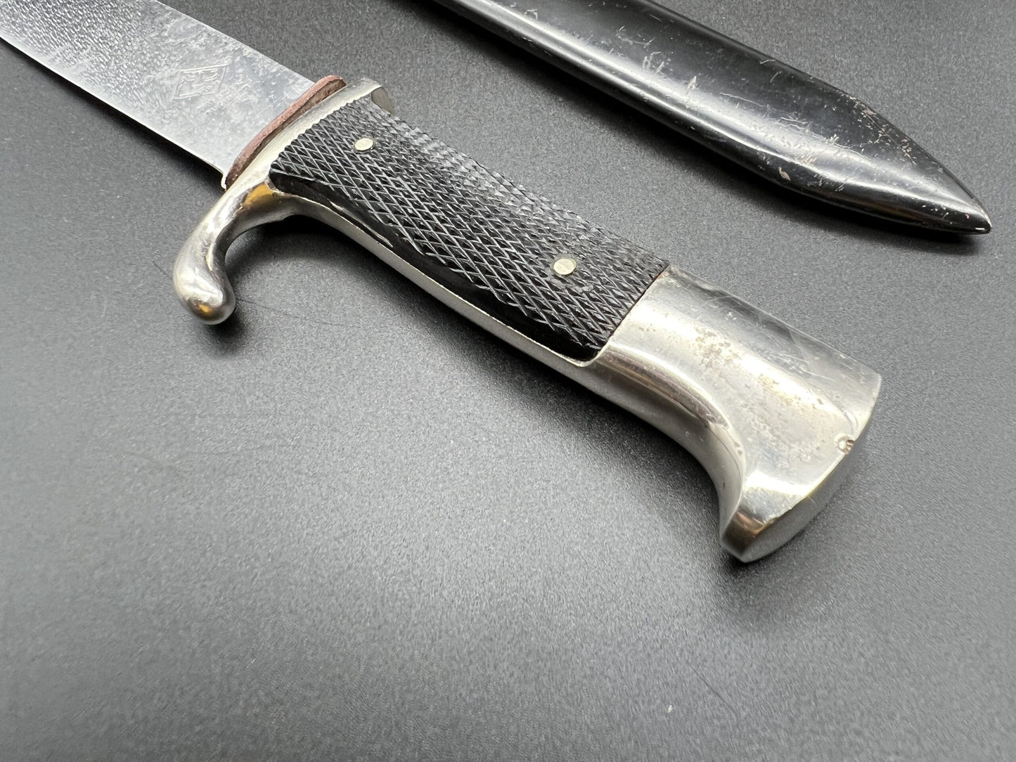 Early HJ knife by Puma