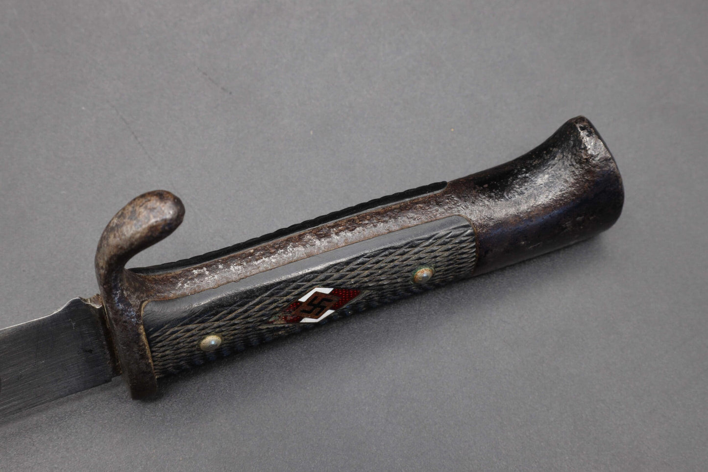 Early HJ Knife by Tiger