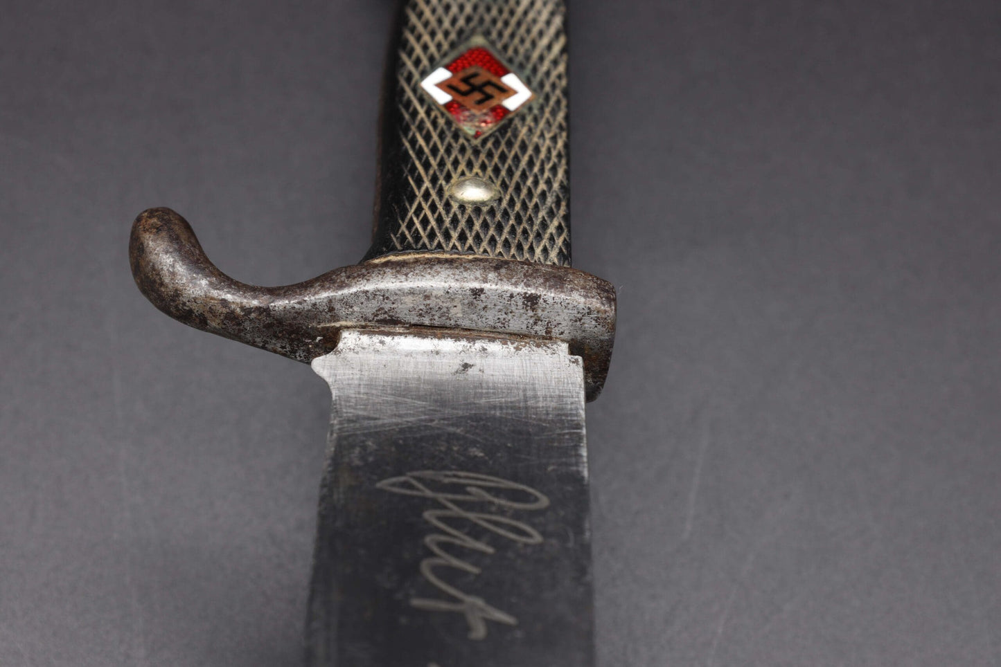 Early HJ Knife by Tiger