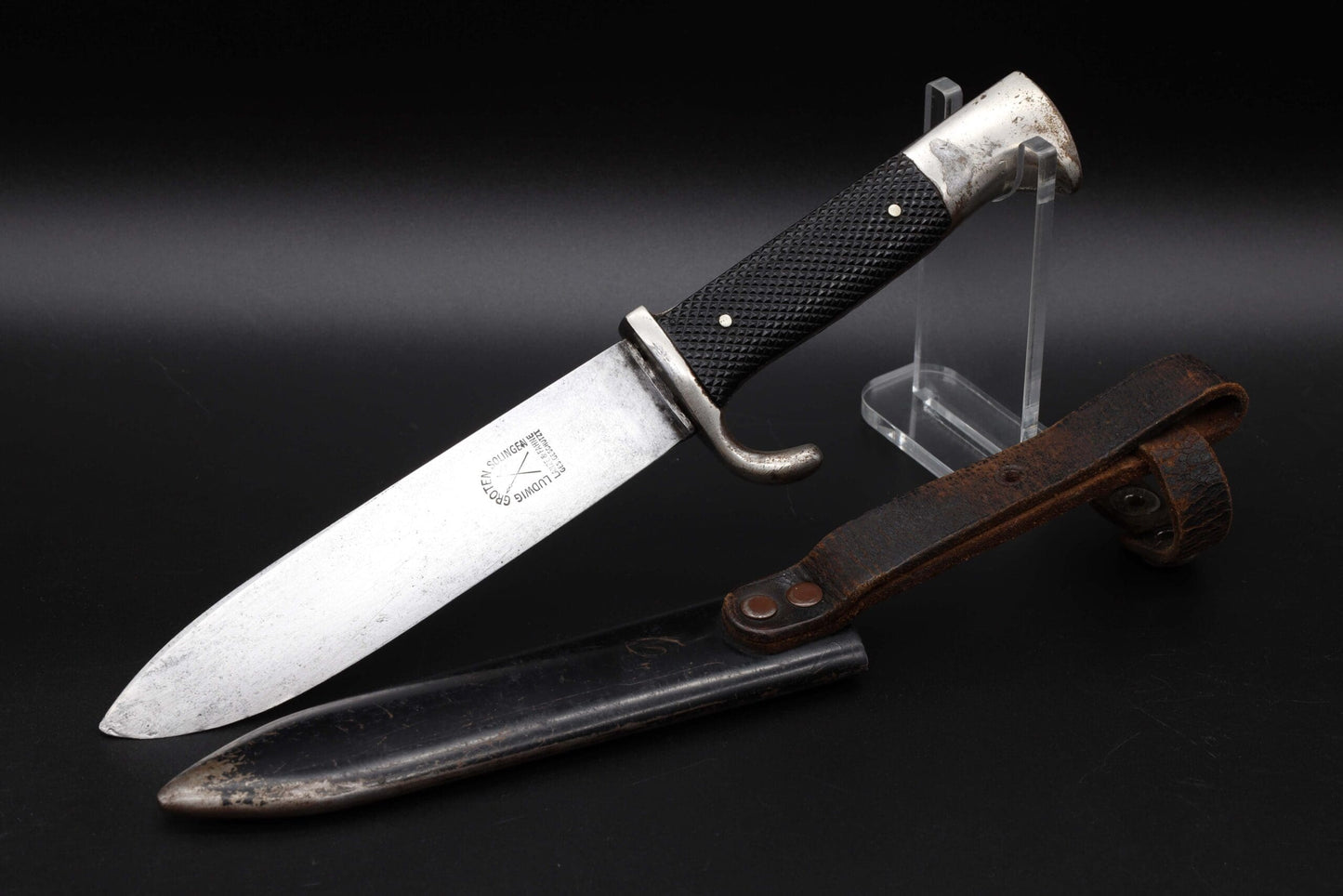 Early HJ Knife by Ludwig Groten