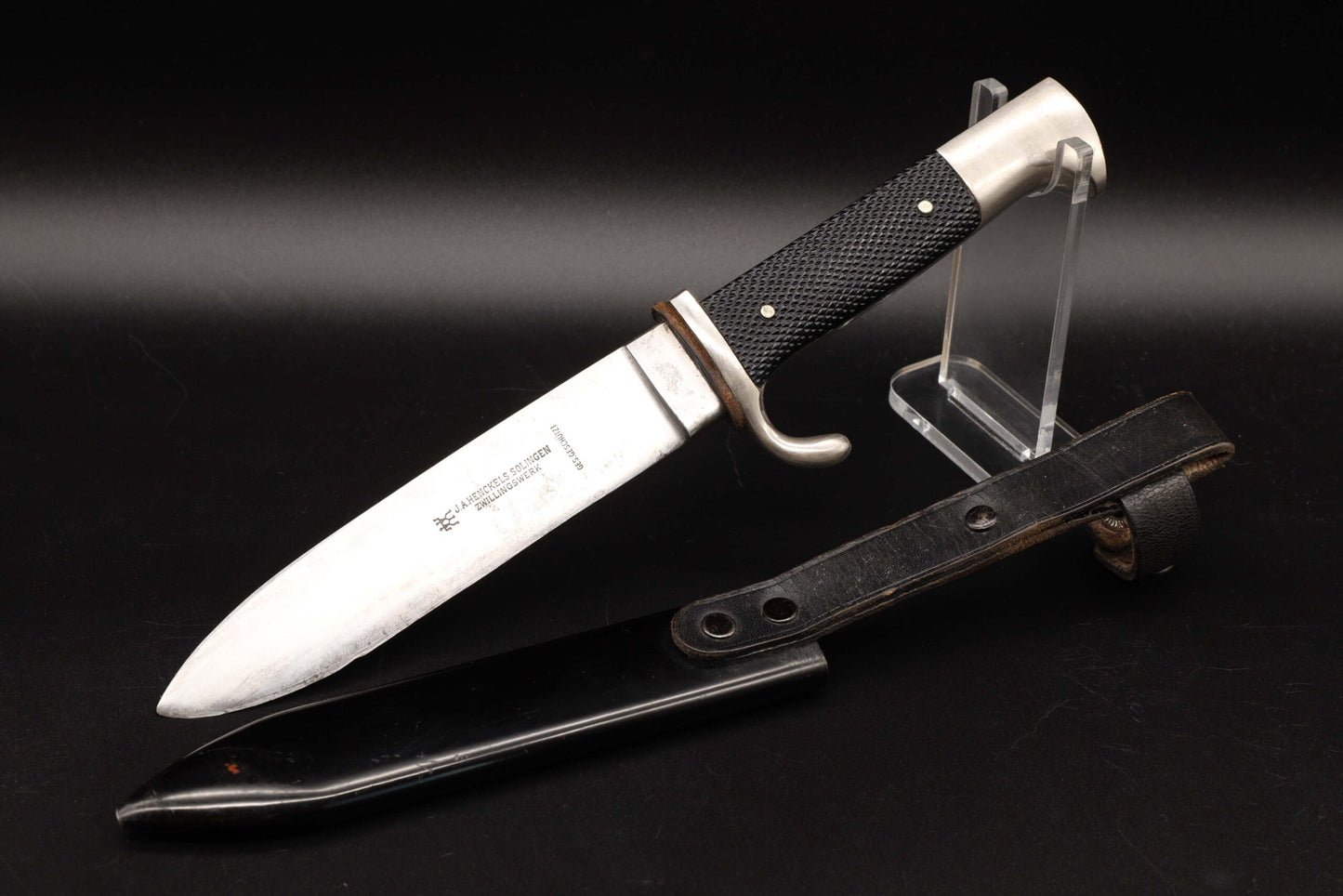 HJ Knife by Henckels