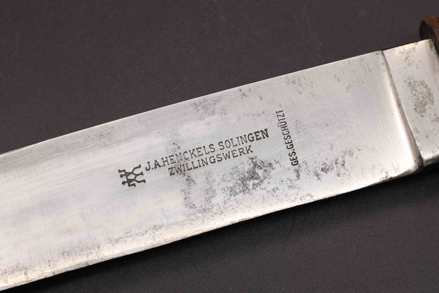 HJ Knife by Henckels