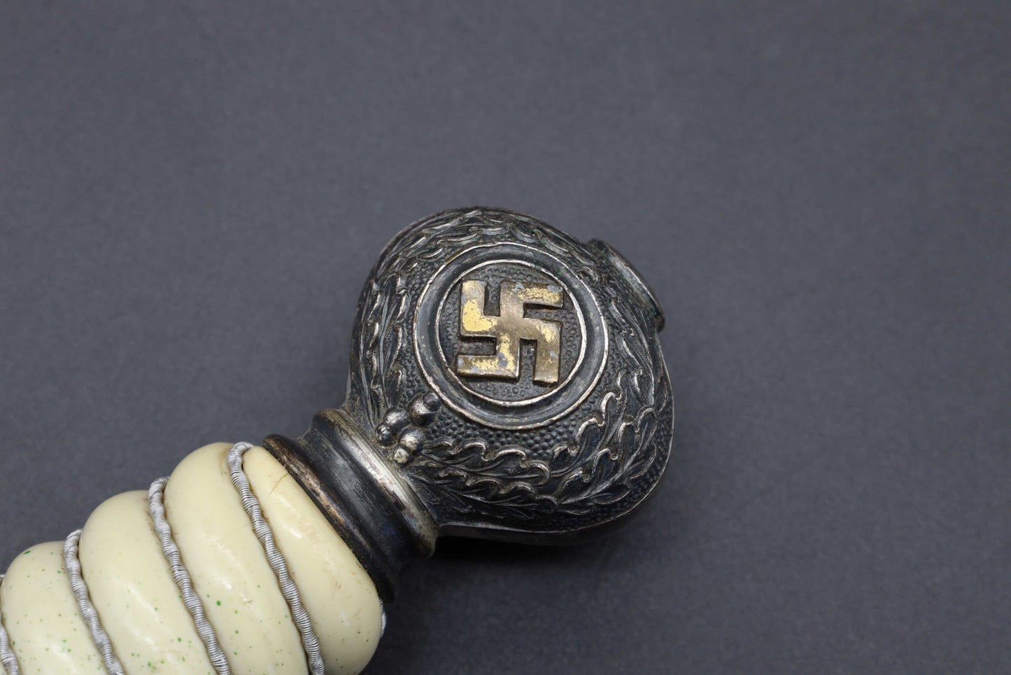 Mint 2nd Model Luftwaffe Dagger by E. Pack