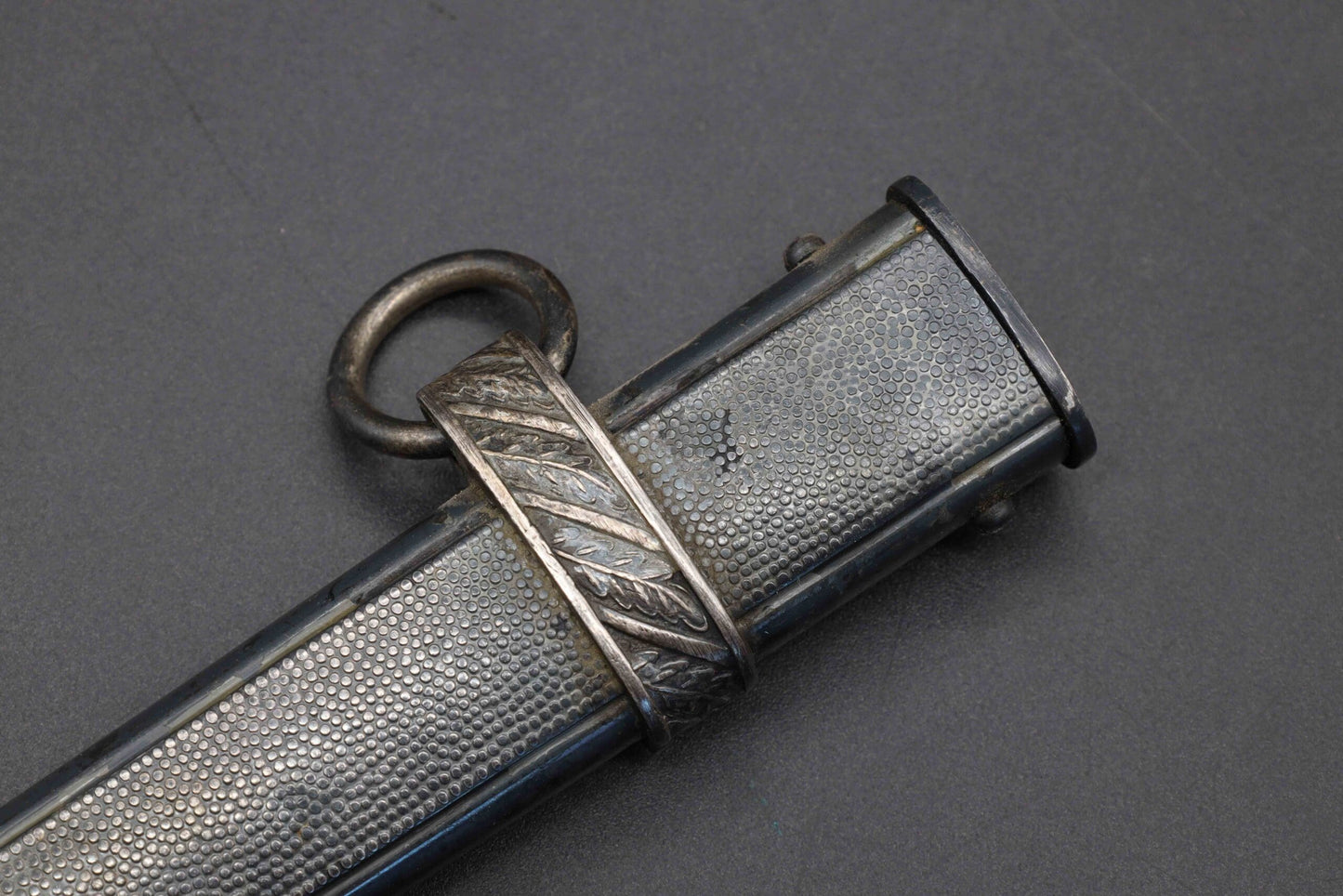 Mint 2nd Model Luftwaffe Dagger by E. Pack