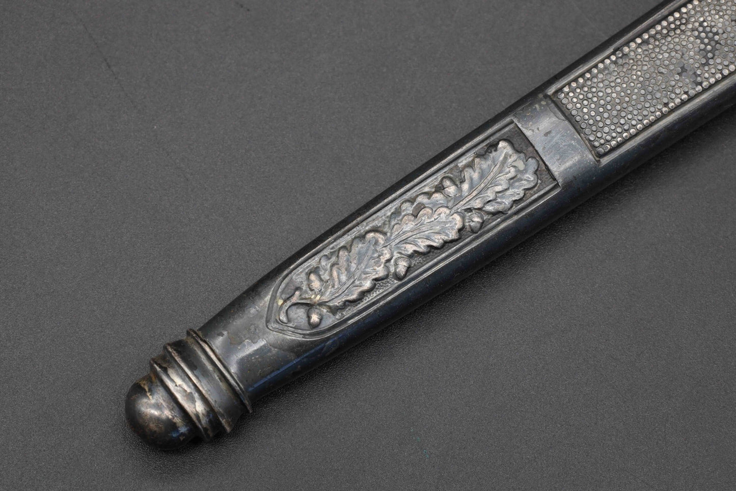 Mint 2nd Model Luftwaffe Dagger by E. Pack