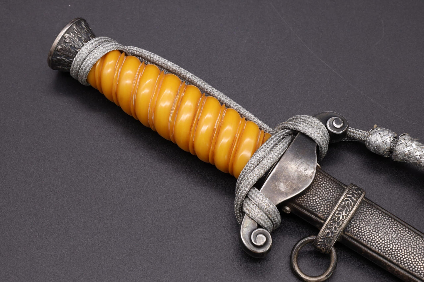 Minty army dagger by Alcoso