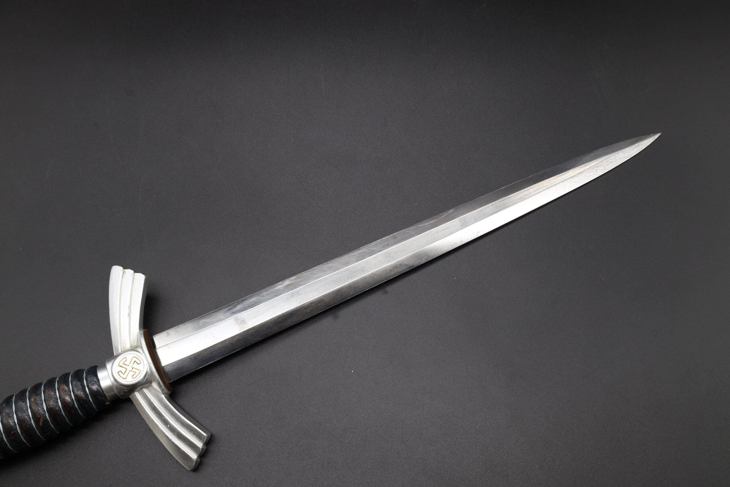 1st model Luftwaffe Dagger by Hörster