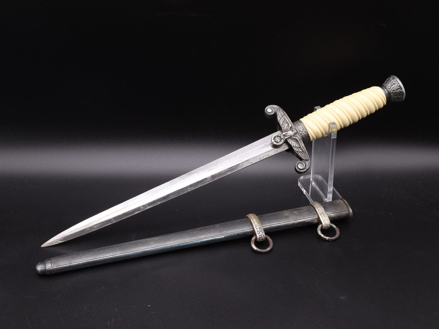 Alcoso “High lift” Army dagger