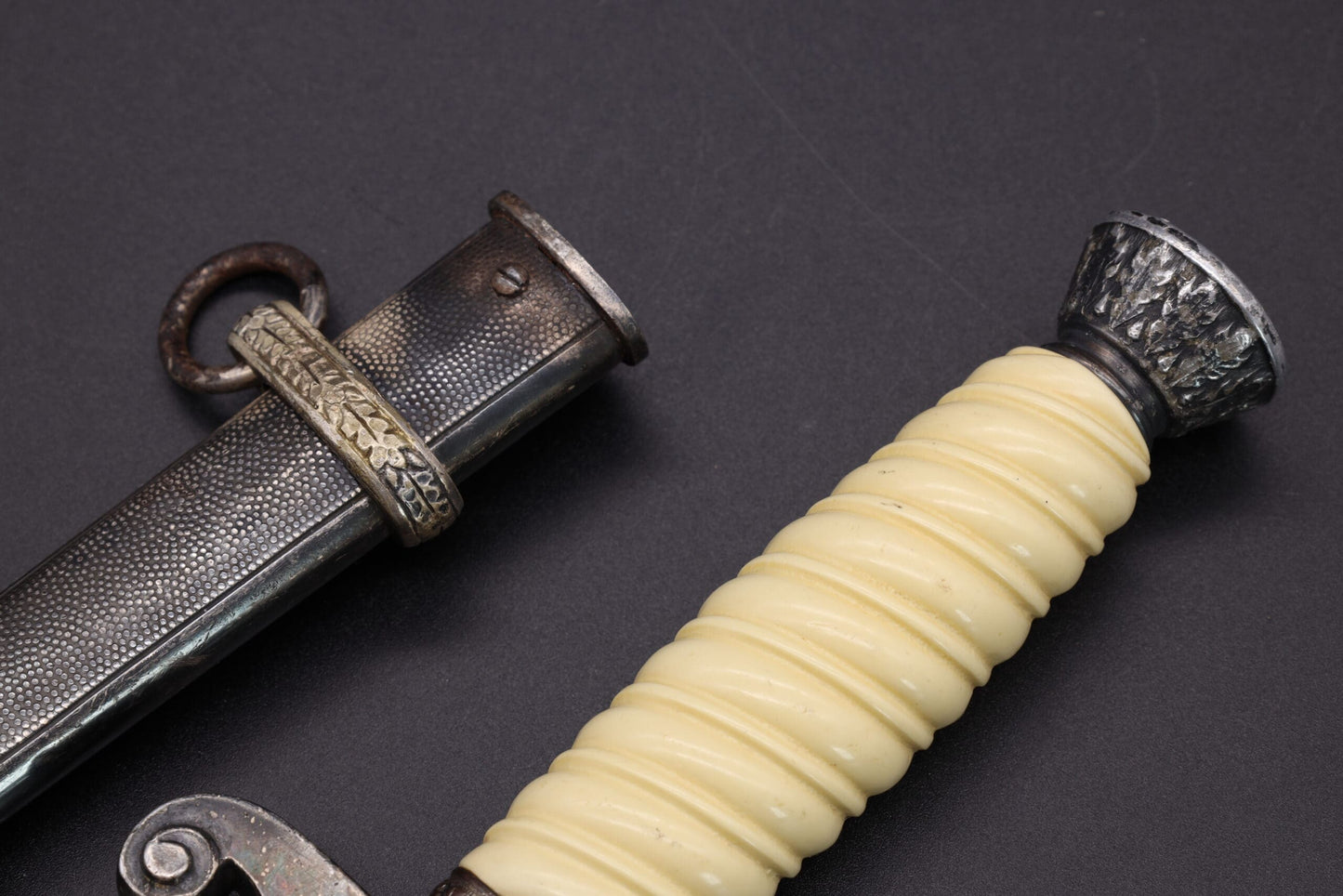 Alcoso “High lift” Army dagger