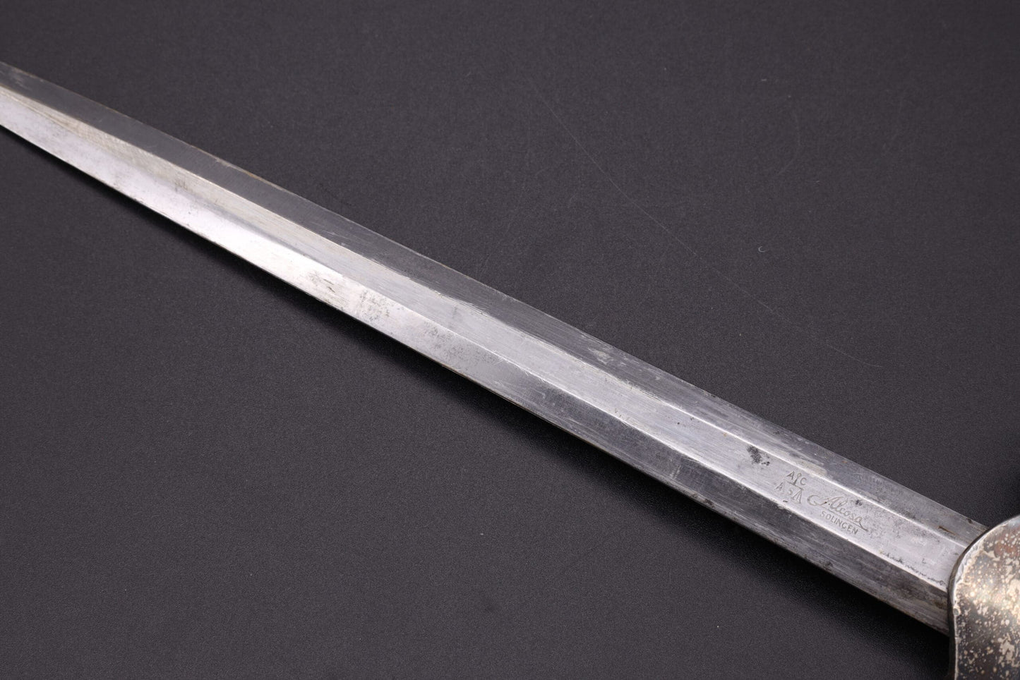 Alcoso “High lift” Army dagger