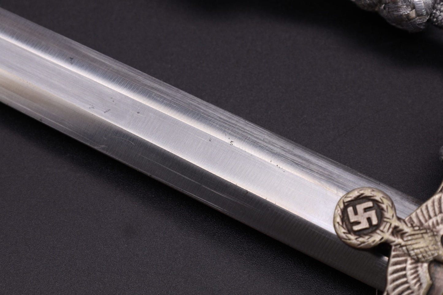 Early Slender grip Army dagger by Eickhorn