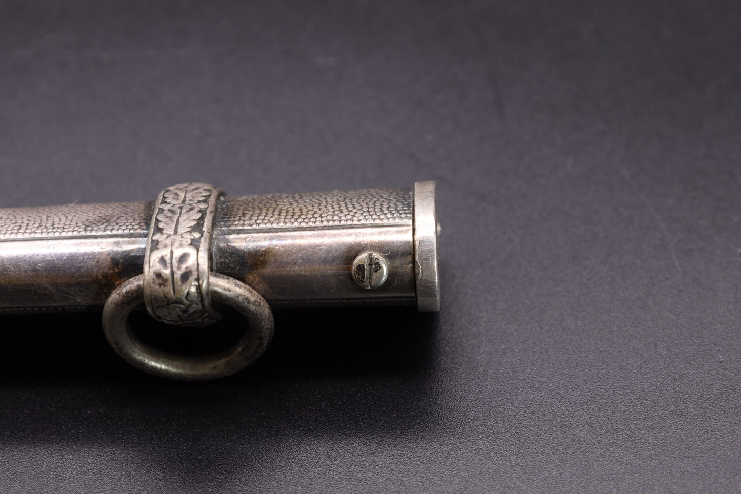 Early Slender grip Army dagger by Eickhorn
