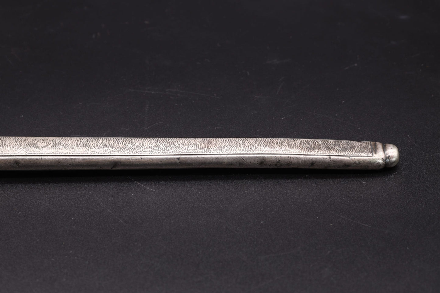 Early Slender grip Army dagger by Eickhorn
