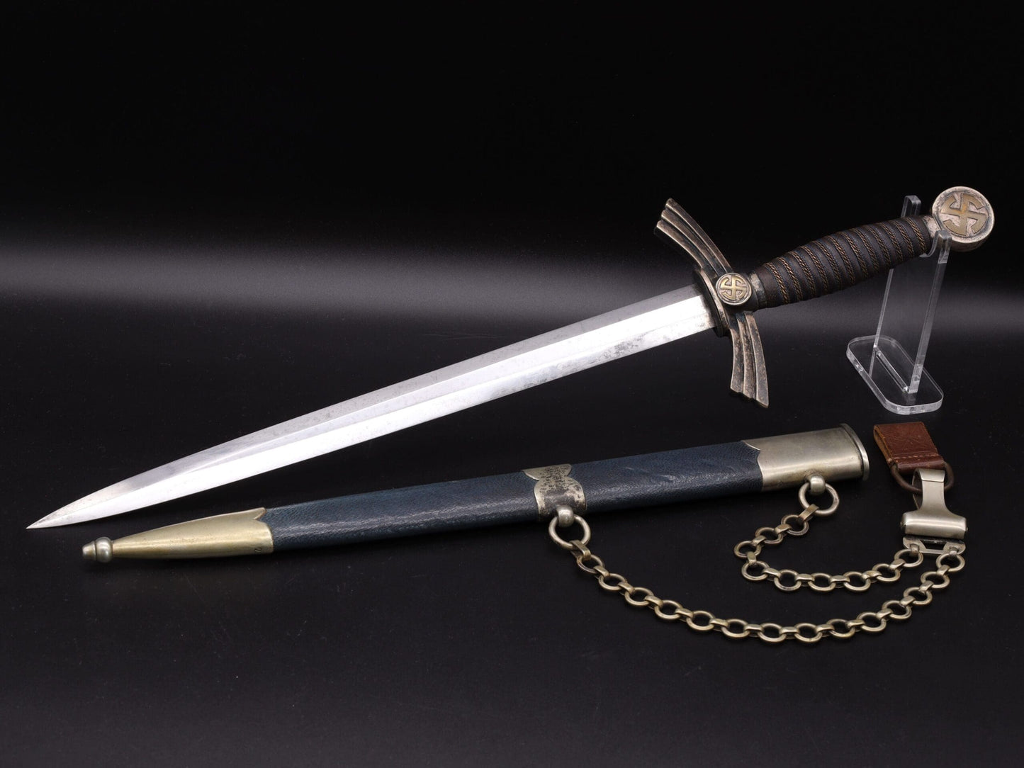 Early 1st model Luftwaffe dagger by Eickhorn