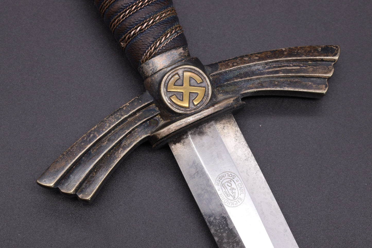 Early 1st model Luftwaffe dagger by Eickhorn