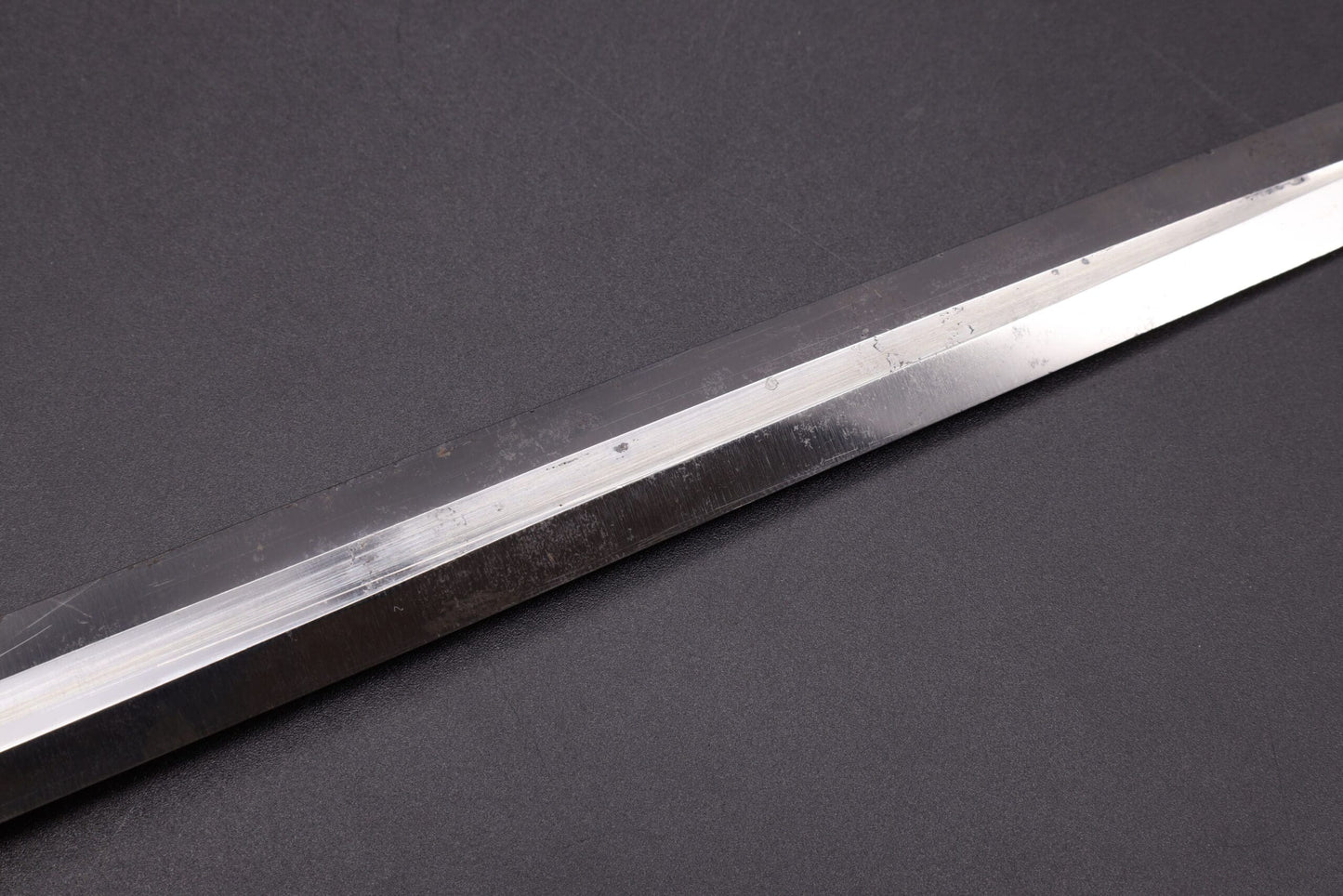 Slender grip Army dagger by WMW