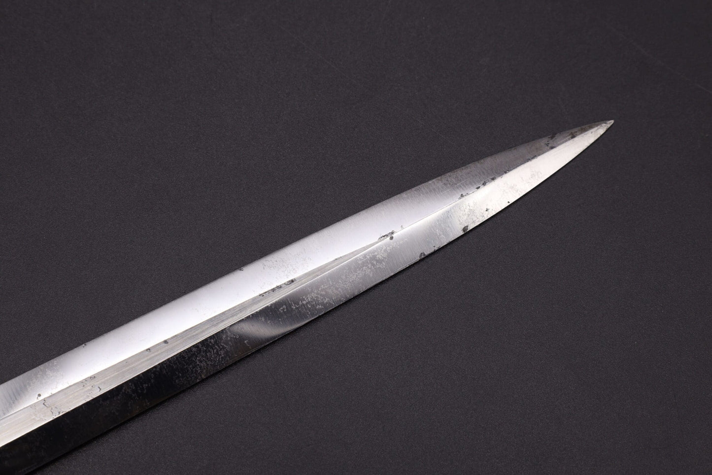 Slender grip Army dagger by WMW
